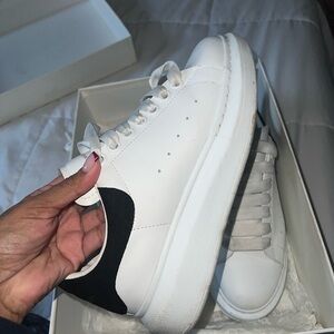 Alexander McQueen women sneakers black